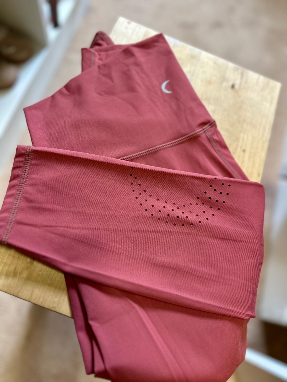 Zyia Burnt Orange Rust colored Leggings size 8-10